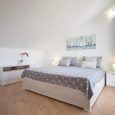 Klara Appartement Pjescana Uvala