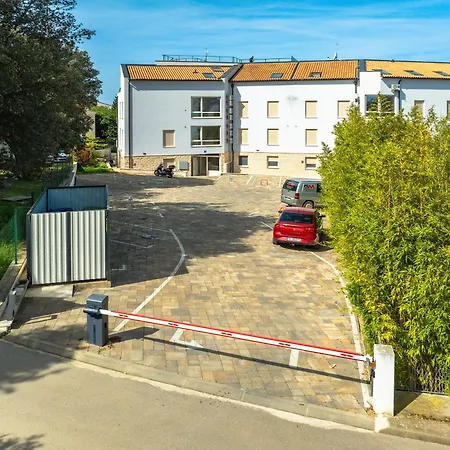 Klara Pjescana Uvala